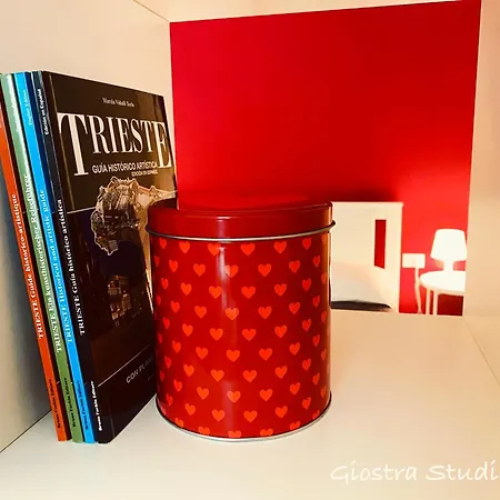 Giostra Flat Apartment